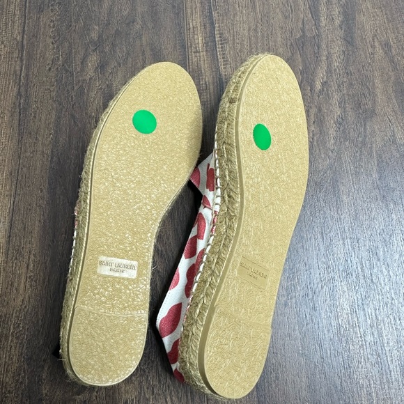 Saint Laurent Lip-Print Canvas Espadrilles - Picture 12 of 14